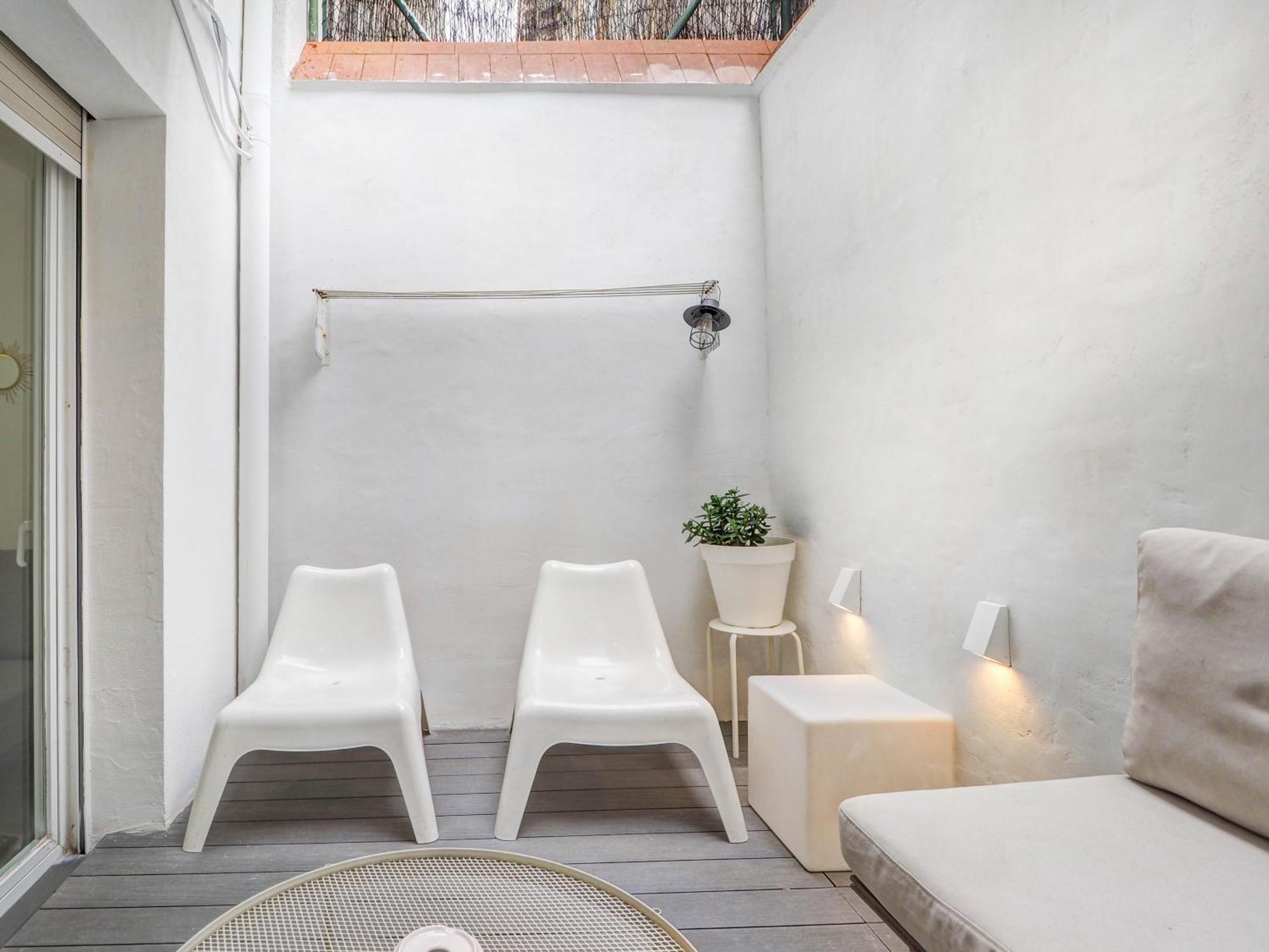 White Center Apartment By Hello Homes 시체스 외부 사진